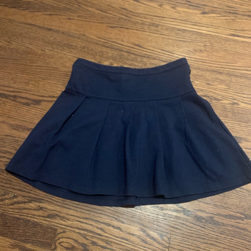 NAVY PLEATED UNIFORM SKIRT